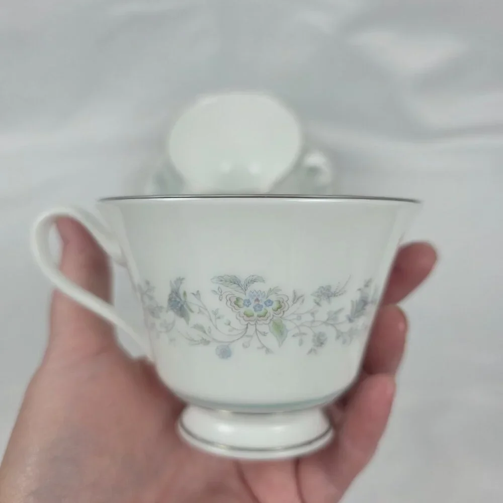 FOUR Oxford China Spring Bread Plates. The plates measure 6 3/8 inches and are w